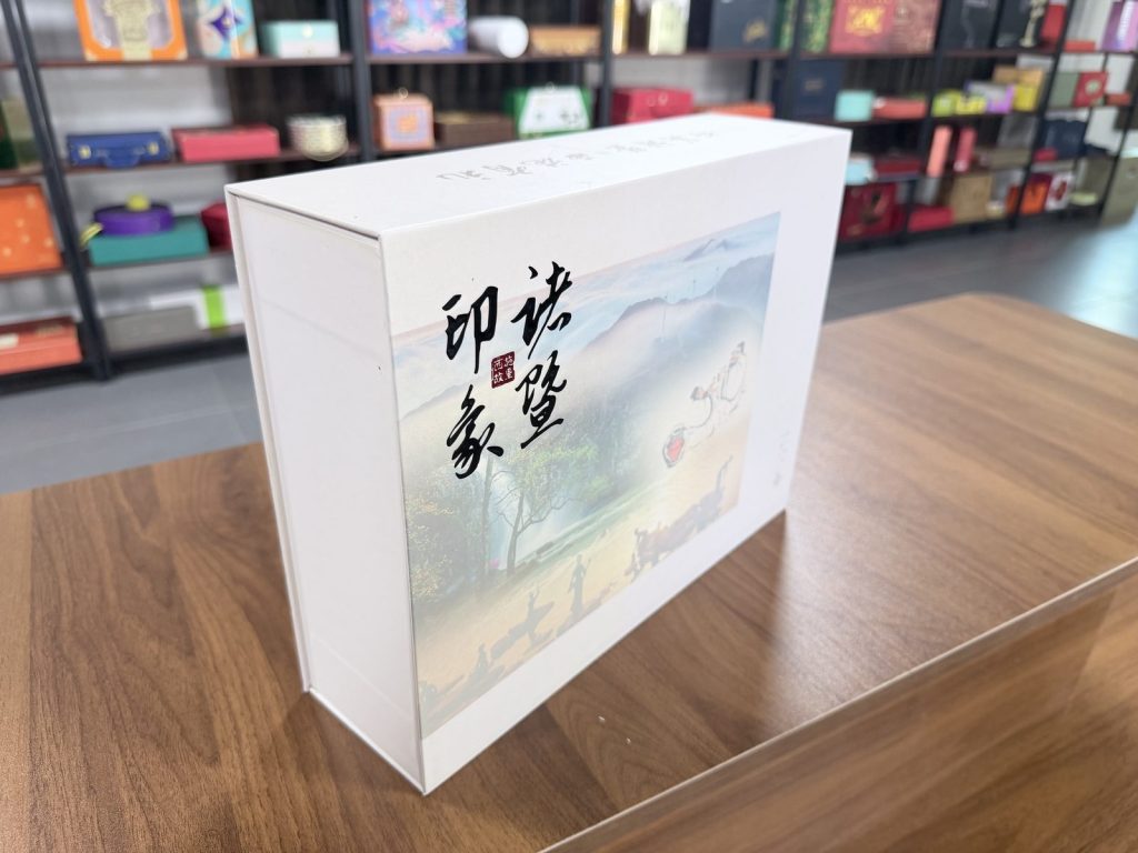 Elegant White Landscape Tea Gift Box Set With Multiple Compartments - view