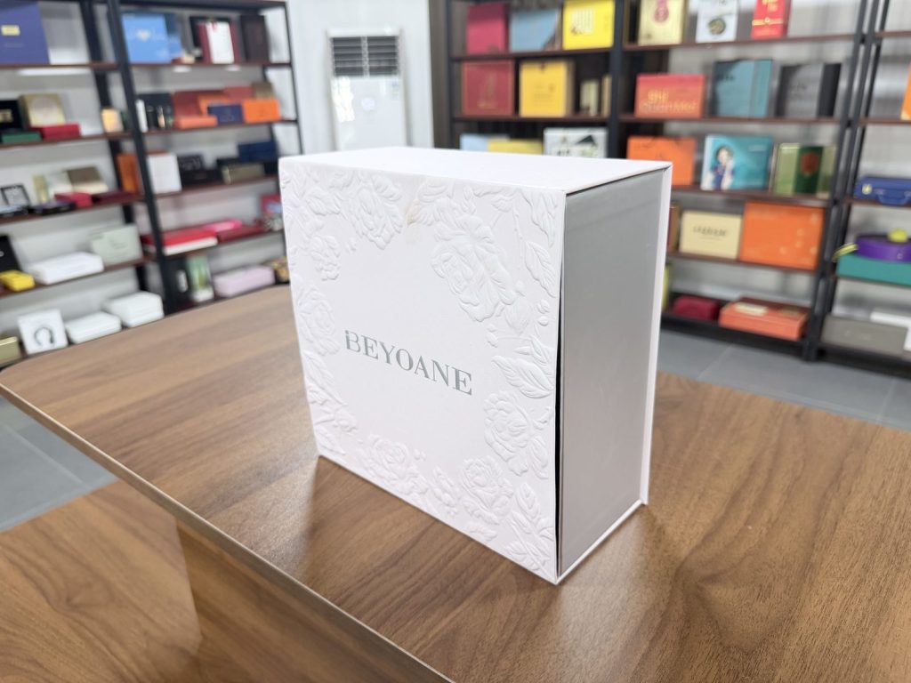 Elegant White Magnetic Gift Box With Embossed Floral BEYOANE Branding - view