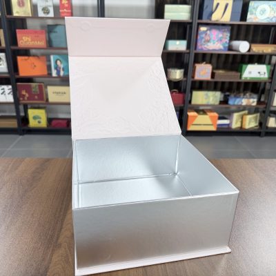 Minimalist White Rigid Gift Box With Rope Handles For Premium Products