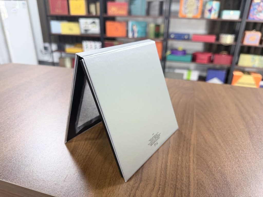 LORAC Pro MERAKI Black Folding Palette Display Box With Transparent Window - view